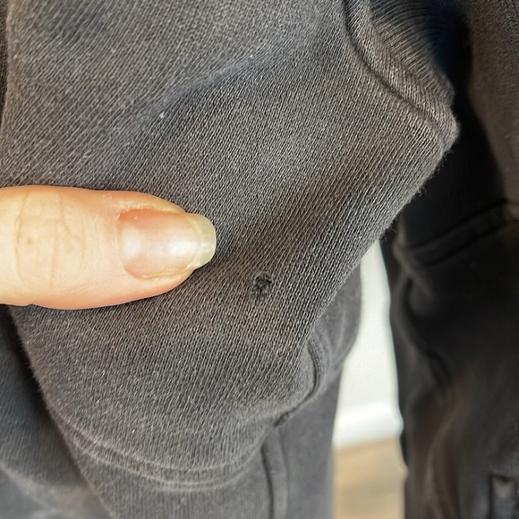 Lululemon Black Scuba (M/L) - Picture 3 of 6